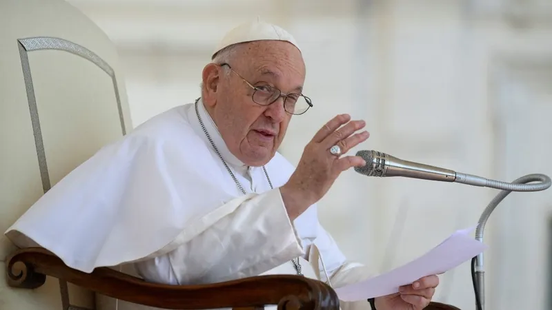 Parem', diz papa sobre o conflito entre Hamas e Israel, Mundo