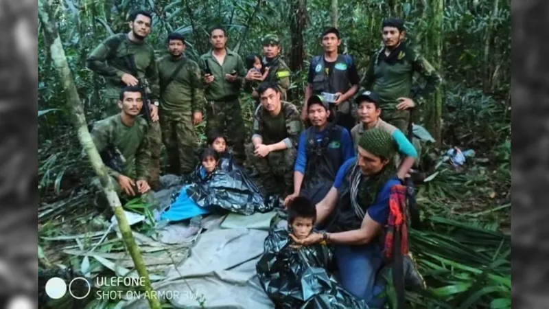 Crianças encontradas na selva amazônica ficarão internadas por duas semanas