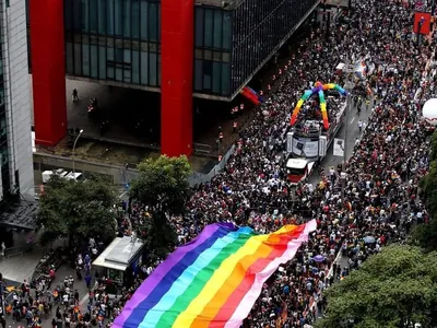 Parada do Orgulho LGBT+ deve movimentar meio bilhão de reais em São Paulo
