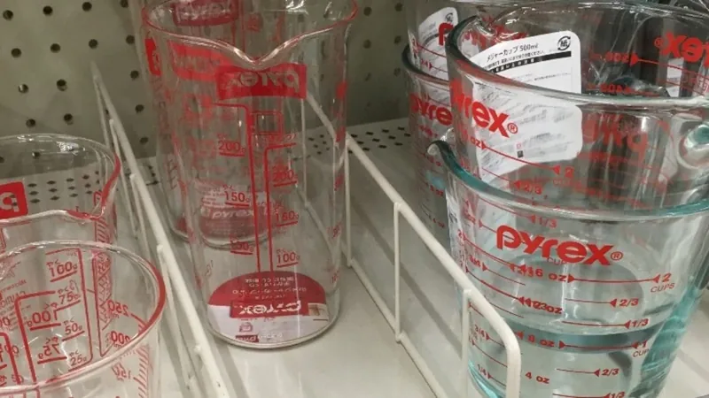 Pyrex: a marca que virou sinônimo de travessa de vidro pede falência