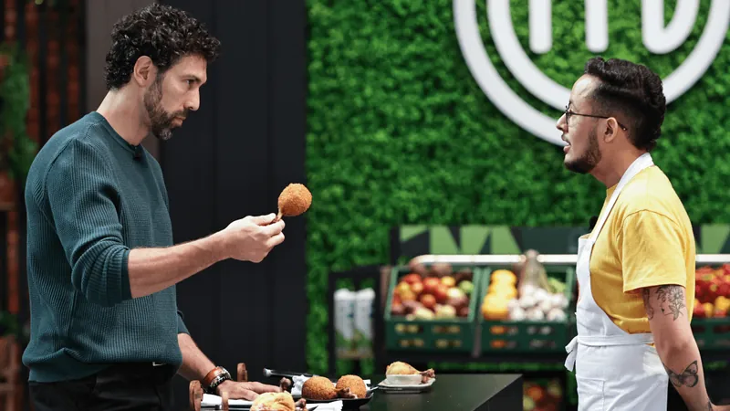 Rodrigo Oliveira se decepciona com coxa creme no MasterChef: “Foi dureza”