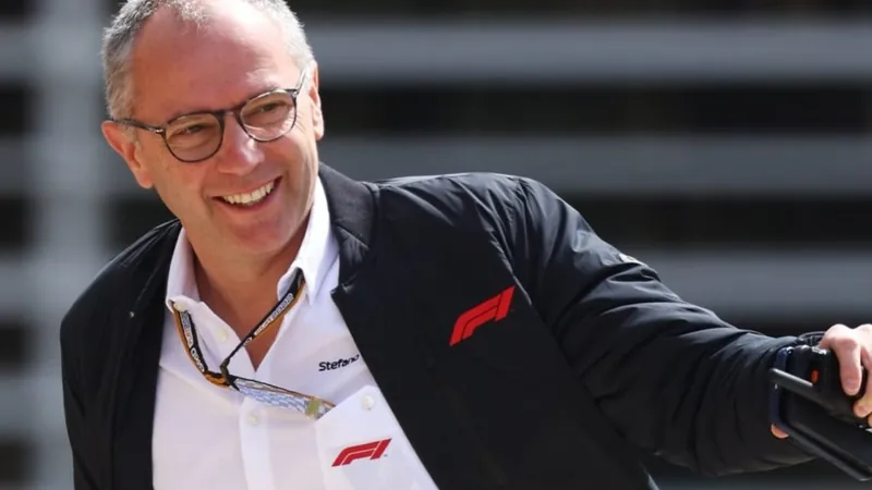 Domenicali defende F1 com 20 carros e pede prudência por novas equipes