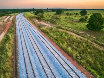 Mato Grosso terá ferrovia privada de 700 km para escoar a safra de grãos