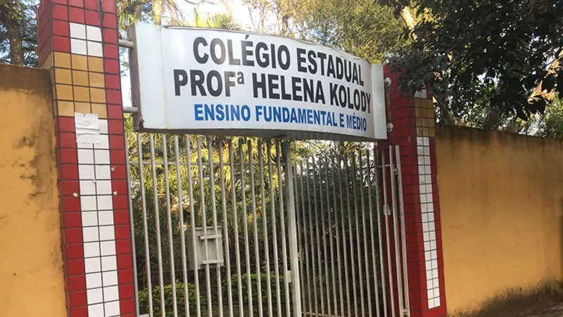 Primeira-dama Janja Silva lamenta ataque à escola no Paraná: 'Entristecida'