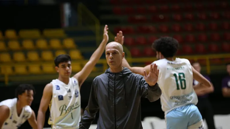 O Dragãozinho bateu a equipe carioca por 77 a 65 