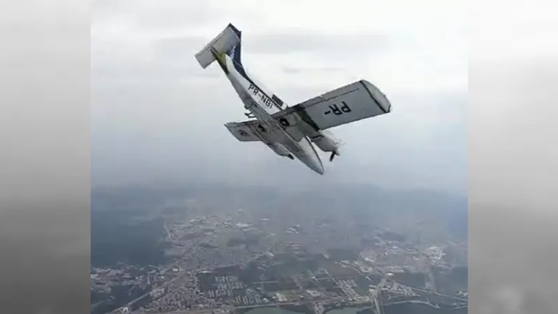 Susto nas alturas: piloto perde controle durante voo para salto de paraquedas