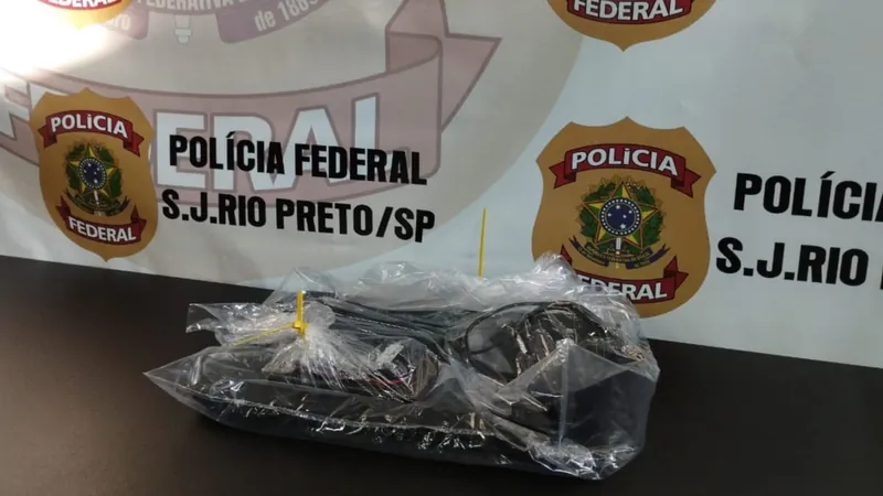 A PF cumpriu um mandado de busca e apreensão