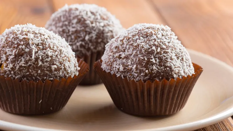 Brigadeiro de quentão: veja receita junina da Carole Crema