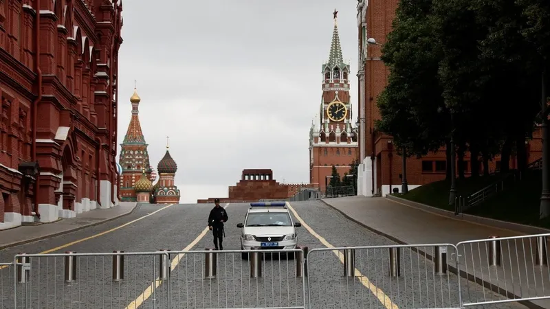 Em novo capítulo da guerra, Ucrânia faz ataque a Moscou com 34 drones