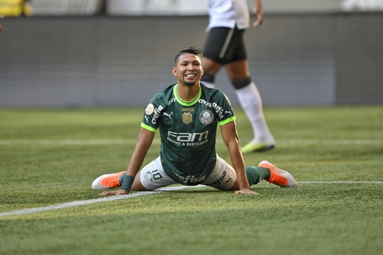 Flamengo enfrenta Santos com patch errado de campeão brasileiro