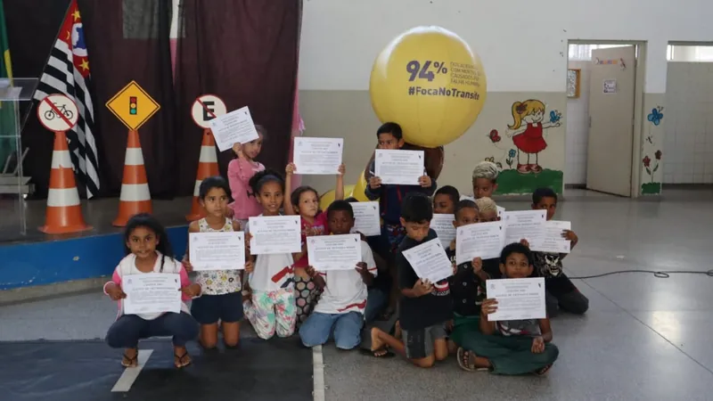 A turma faz parte do projeto Cidade Mirim