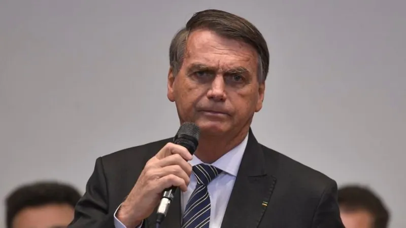 Bolsonaro nega ordem a Cid para vender relógio: “Nada de concreto contra mim”