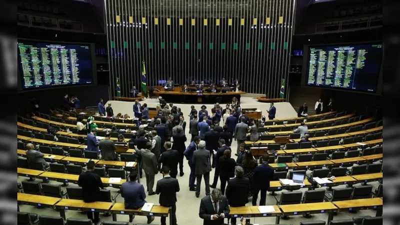 Câmara tem semana cheia; Lira promete votar arcabouço, Carf e reforma tributária