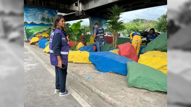 Revitalização na Cidade de Deus: Área ganha pinturas assinadas por gari