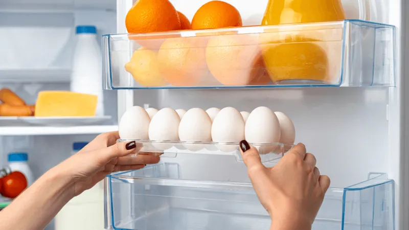 Saiba como guardar ovo na geladeira