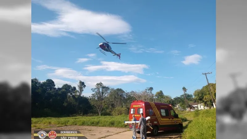 Idoso passa mal e é resgatado pelos bombeiros no Morro do Careca em Piquete