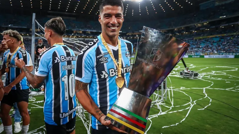 Suárez na terra do basquete? Craque do Grêmio pode ir para os EUA