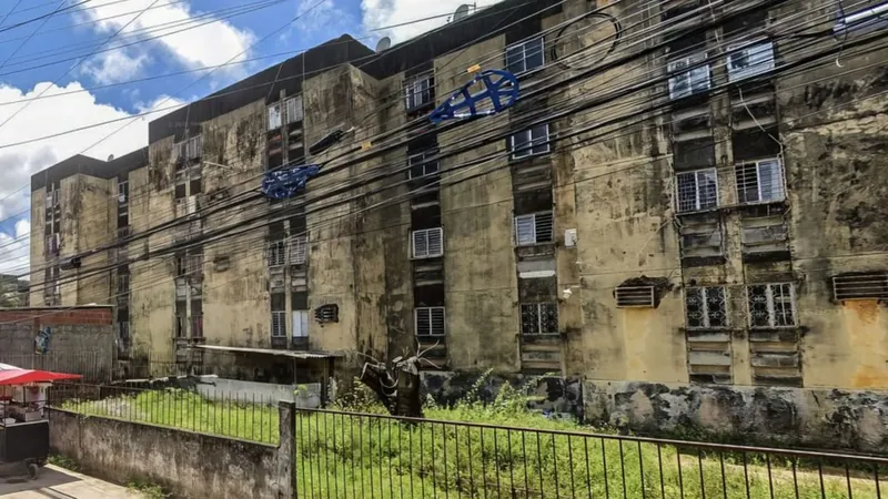 Bombeiros encontram últimas vítimas do desabamento no Grande Recife