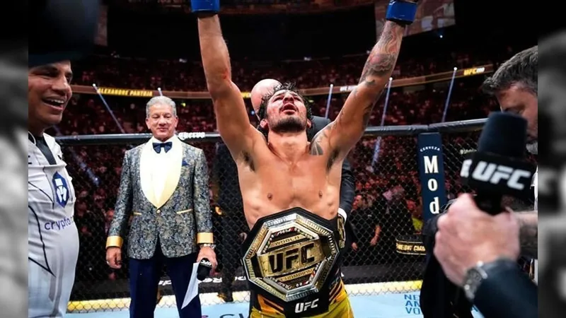 Pantoja vence Moreno e conquista cinturão peso-mosca no UFC 290