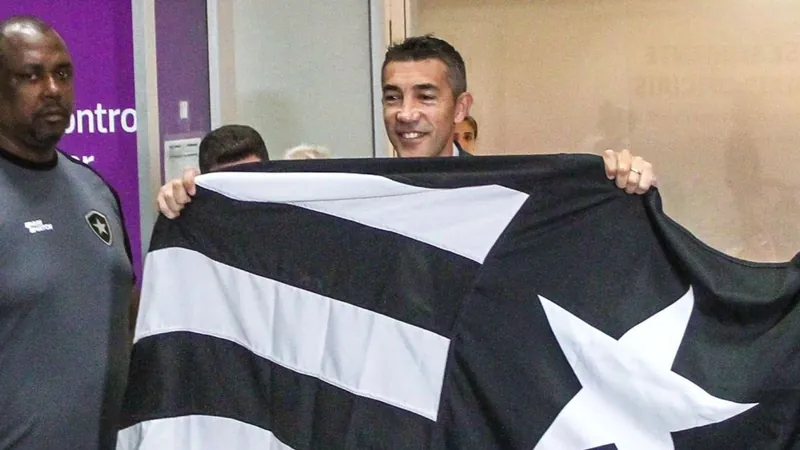 Novo treinador do Botafogo, Bruno Lage desembarca no Rio de Janeiro