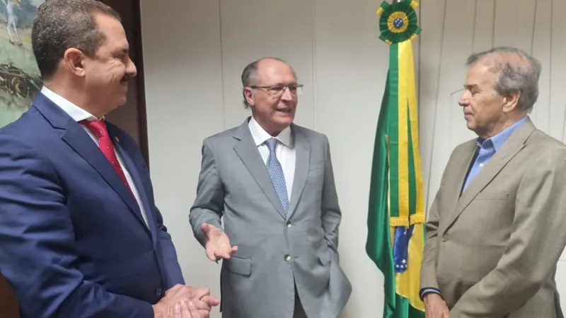 O deputado Itamar Borges também esteve no encontro