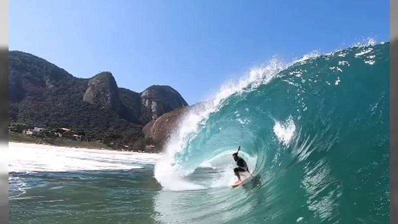 Big Wave: evento de surfe em ondas grandes chega na Praia de Itacoatiara