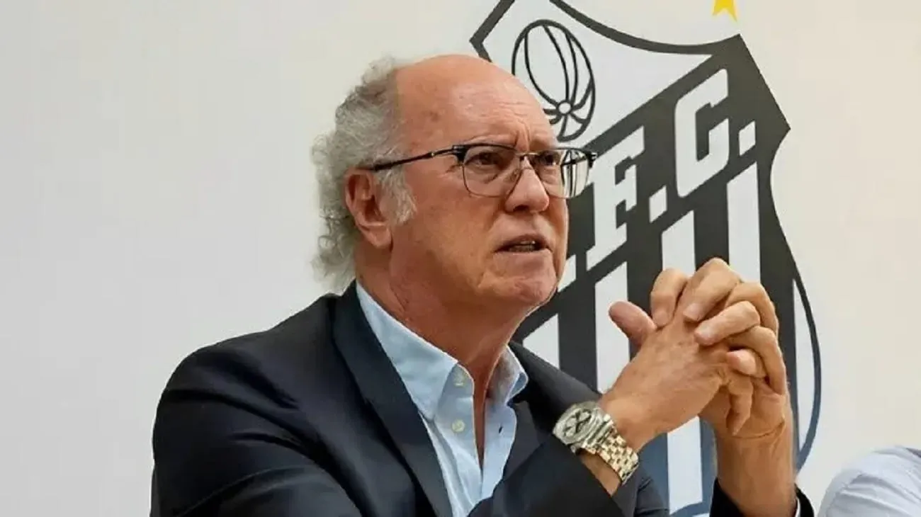 Foto de Falcão vendo final de Wimbledon no Morumbi agita bastidores do  Santos, santos