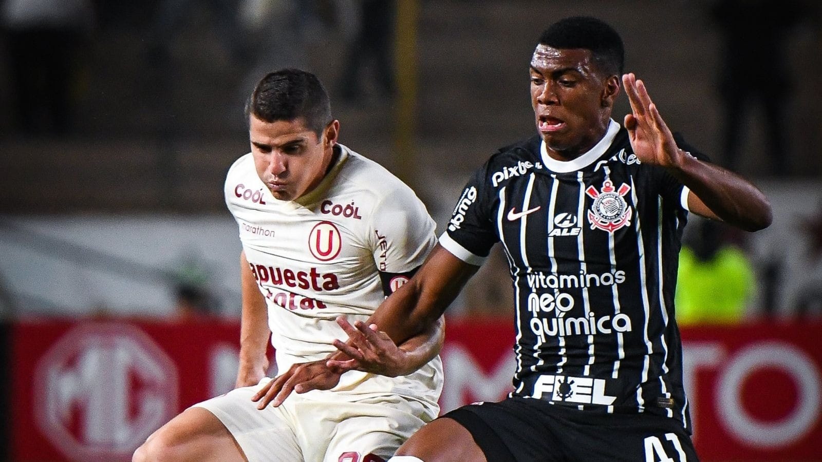 CapCut_Corinthians vence Universitario - Sul-Americana