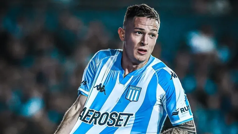 Aníbal Moreno: quem é e como joga o volante do Racing na mira do Palmeiras