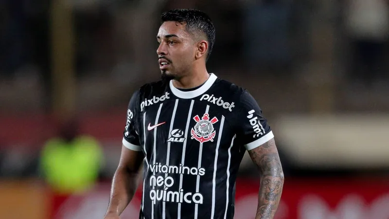 Matheus Bidu, do Corinthians, desabafa após classificação: "Racistas de merda"