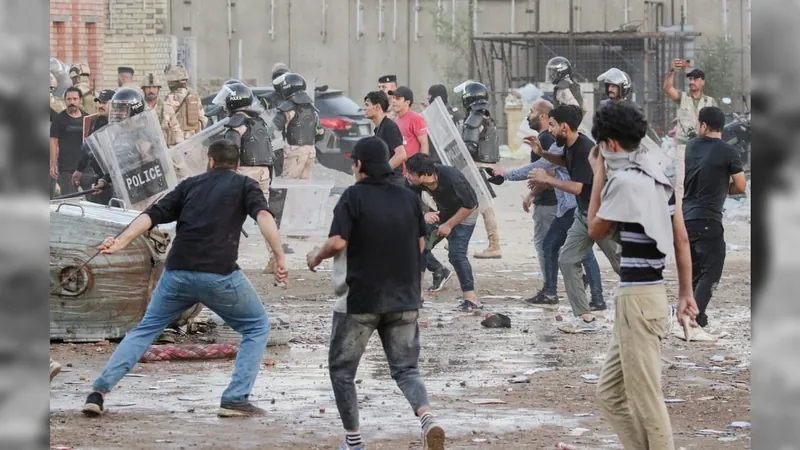 Iraque expulsa embaixadora sueca do país em resposta a protesto contra o Alcorão