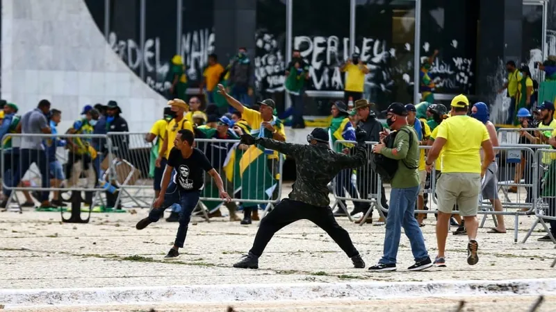 Abin produziu 33 alertas sobre atos golpistas entre 2 e 8 de janeiro