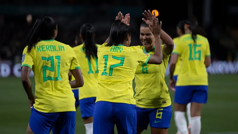 Hoje Tem Jogo Brasil x França Copa Feminina Futebol Social Media PSD  Editável.zip em 2023