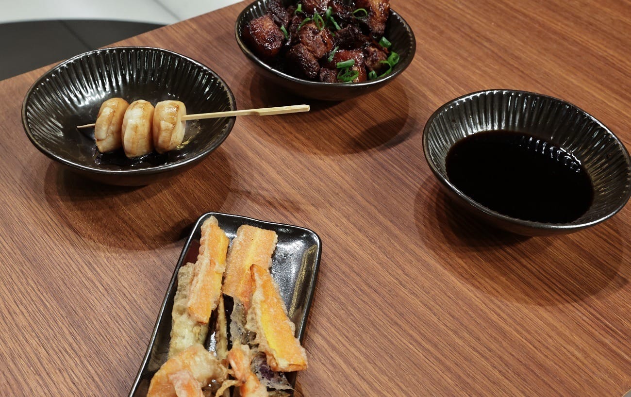 Barriga de porco japonesa com tempurá | Band Receitas