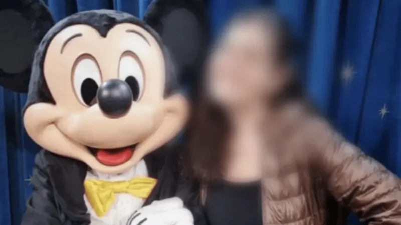 Aluna é suspeita de desviar dinheiro de colegas e gastar na Disney