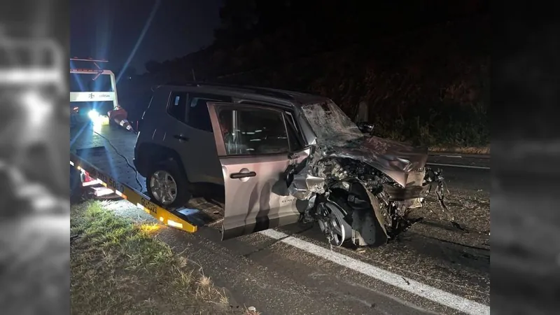 Quatro pessoas morrem em acidente na rodovia Santos Dumont