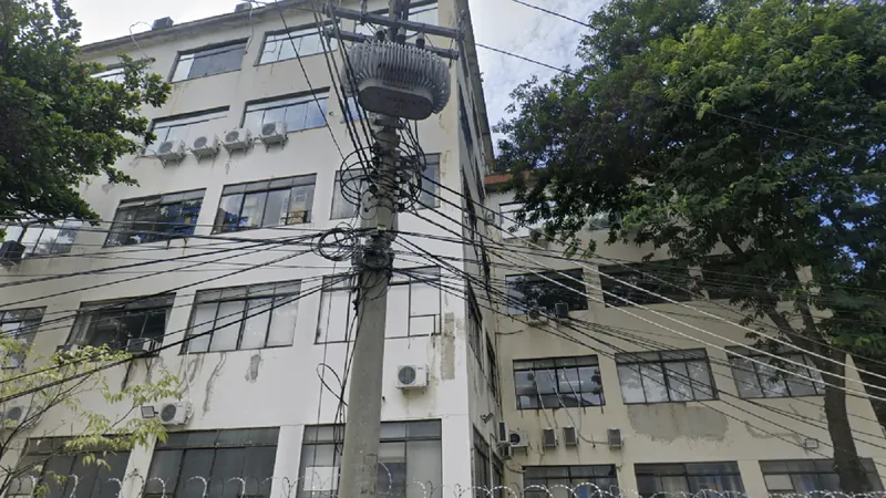 Prédio da Emop é interditado após problema elétrico e funcionários ficam feridos