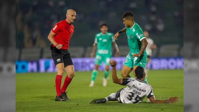 O Guarani teve duas grandes chances no segundo tempo