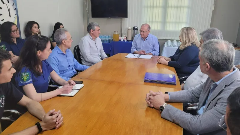 Em reunião com Alckmin, Taubaté quer repasse de R$ 16 milhões para manter HMUT