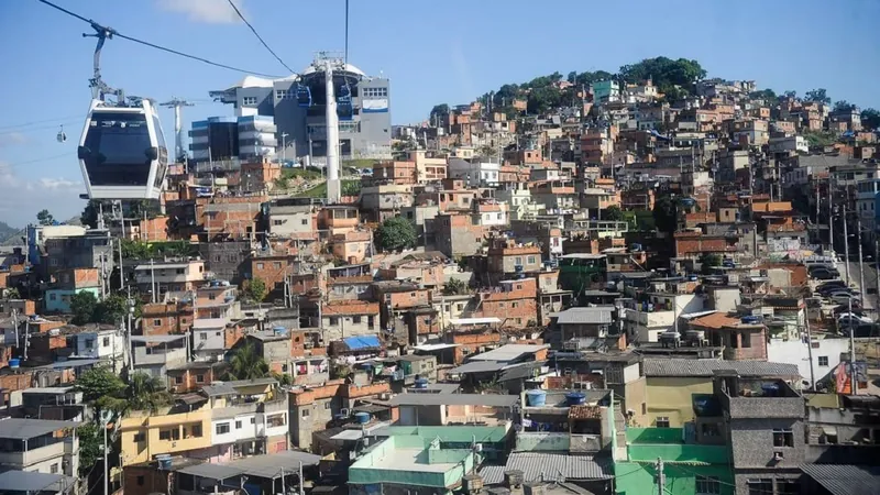 Reforma de estações do teleférico do Alemão já tem data de conclusão