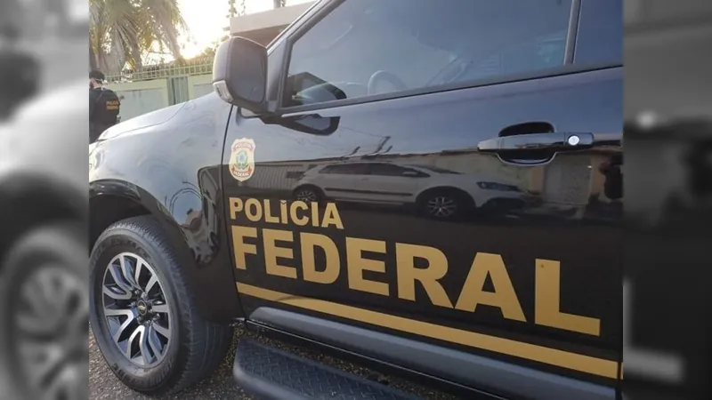 PF prende suspeito de compartilhar vídeos com pornografia infantil pela internet