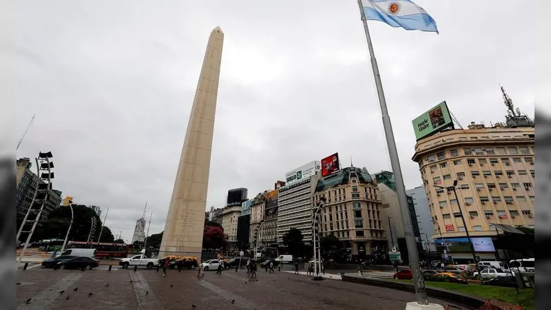 Presidenciáveis argentinos se preparam para eleições primárias