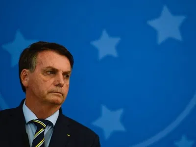 Viagem de Bolsonaro ao exterior representaria perigo às investigações, diz PGR