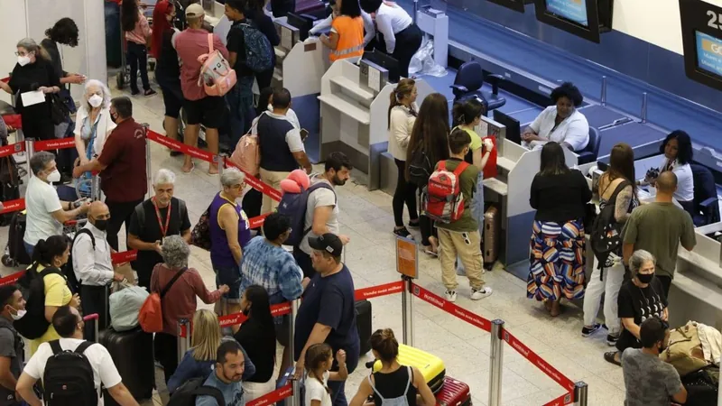 Aeroporto Santos Dumont reabre para pousos e decolagens, após mau tempo