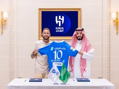 Salário de Neymar na Arábia Saudita pode comprar 6 aviões do Palmeiras