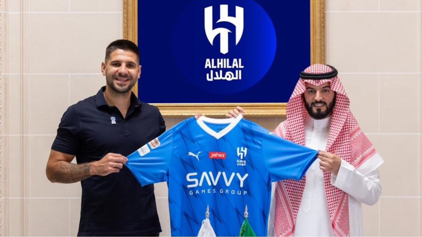 Al Hilal anuncia o atacante Mitrovic, em mais uma contratação ...