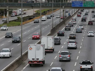 Congestionamento passa de 590 km em SP com greve no Metrô e CPTM