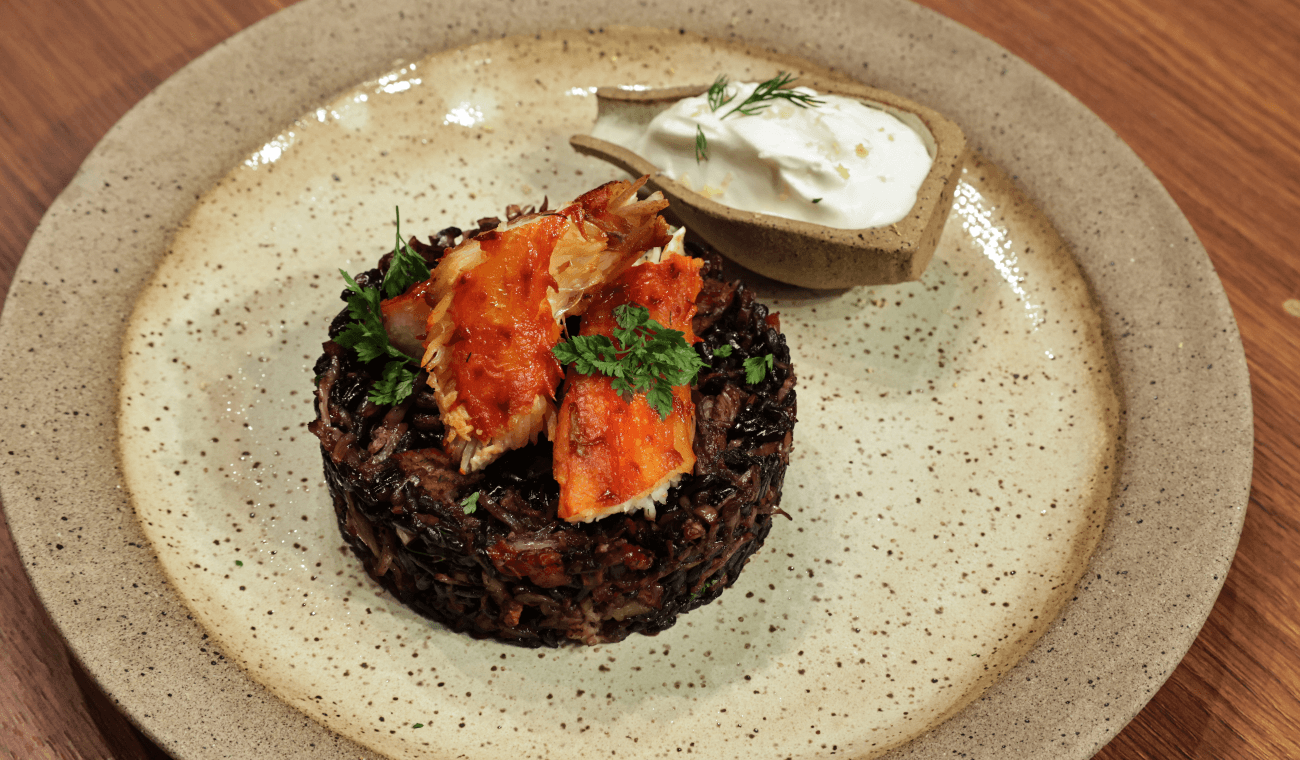 King crab com arroz negro mar e terra | Band Receitas