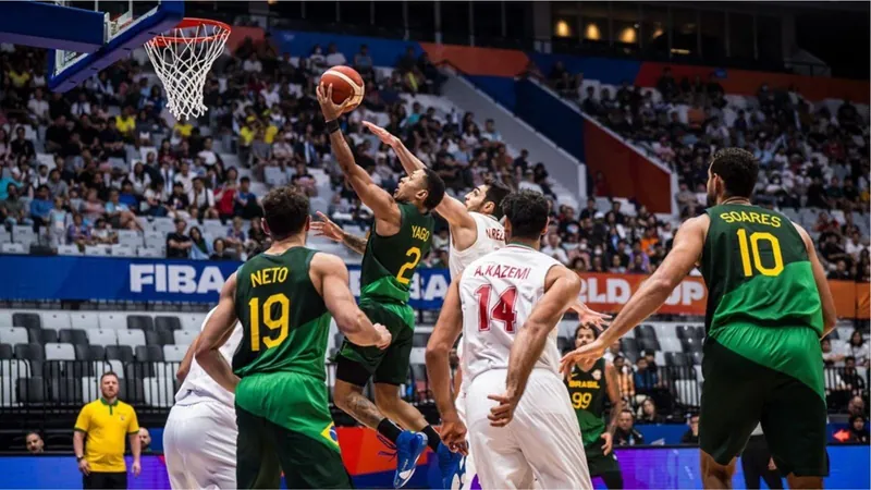 Brasil atropela Irã na primeira rodada da Copa do Mundo de basquete -  26/08/2023 - Esporte - Folha