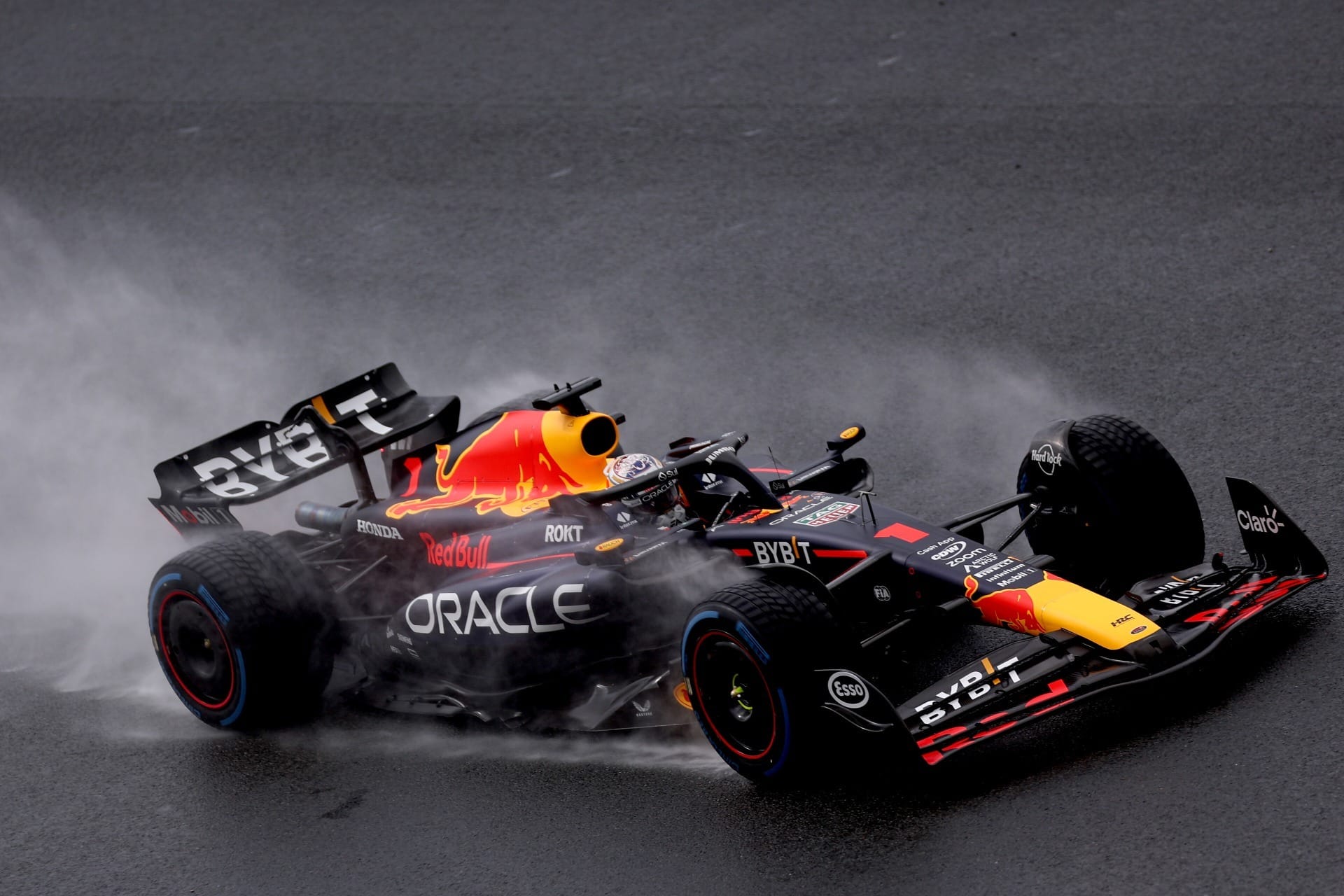 Ferrari lidera treinos no GP da Holanda, Red Bull tem dificuldades